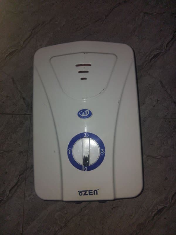 Проточный нагреватель воды Атмор 7.5 кВт