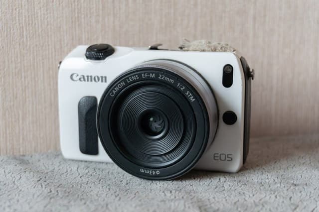 Canon EOS M камера, объективы, Viltrox SpeedBooster