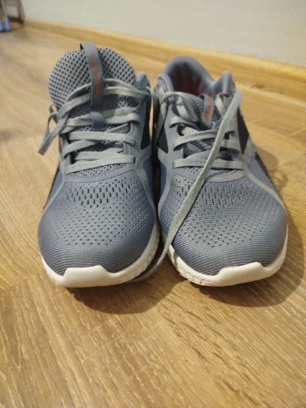 Меховые тапки Next, ботинки Dr Martens, кроссовки Reebok 10