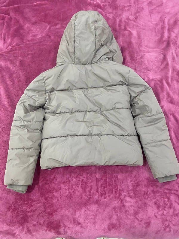 Тёплая женская куртка пуховик Stradivarius размер М 4