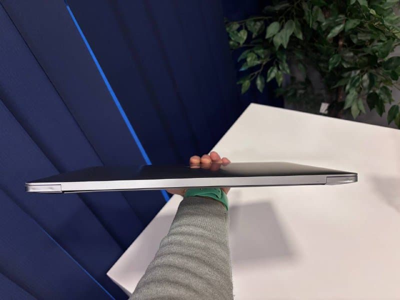 Macbook Pro 2019 i9 32GB 1TB SSD с зарядкой 8