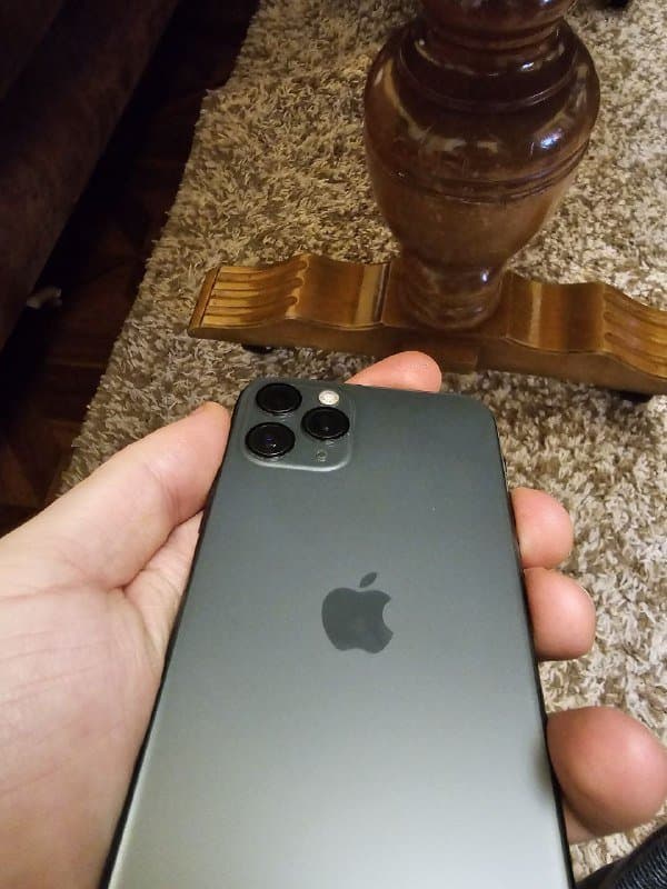 iPhone 11 Pro, iPhone 13 3