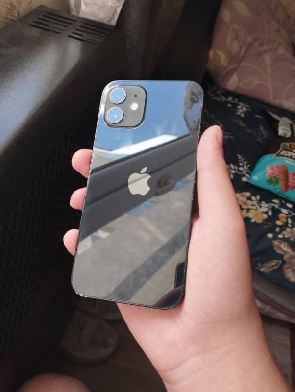 iPhone 12 Black 64gb 6