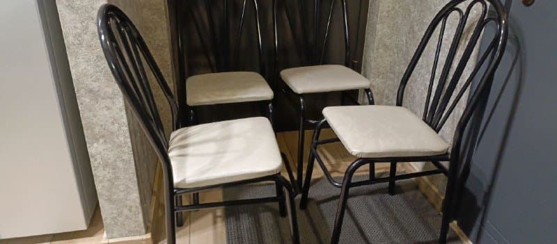 Стулья металлические с мягкой сидушкой, 4 шт 5