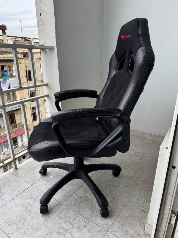 Игровое компьютерное кресло Genesis 4