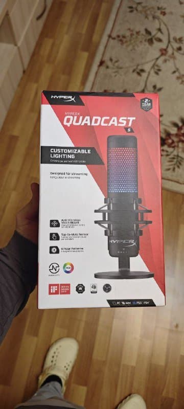 Микрофон HyperX QuadCast S с RGB-подсветкой