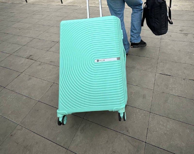 Турецкий чемодан из полипропилена 95 литров