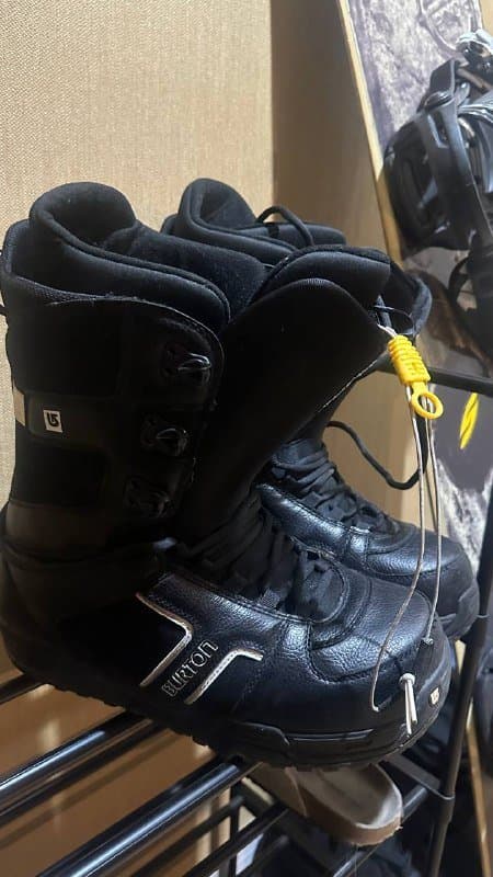 Сноуборд Firefly с креплениями, ботинки Burton 45-46 2