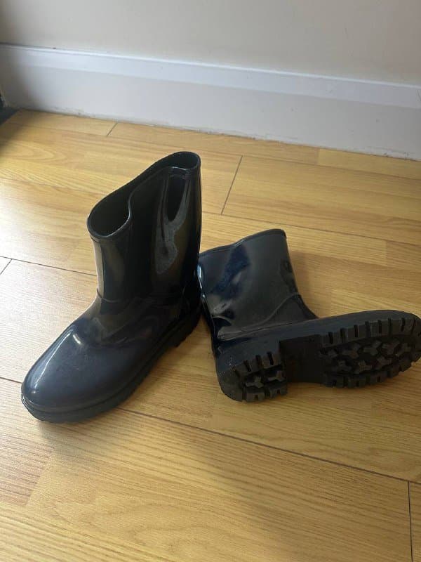 Резиновые сапоги 39 размер 3