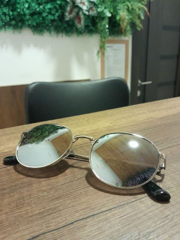 Очки солнцезащитные 1