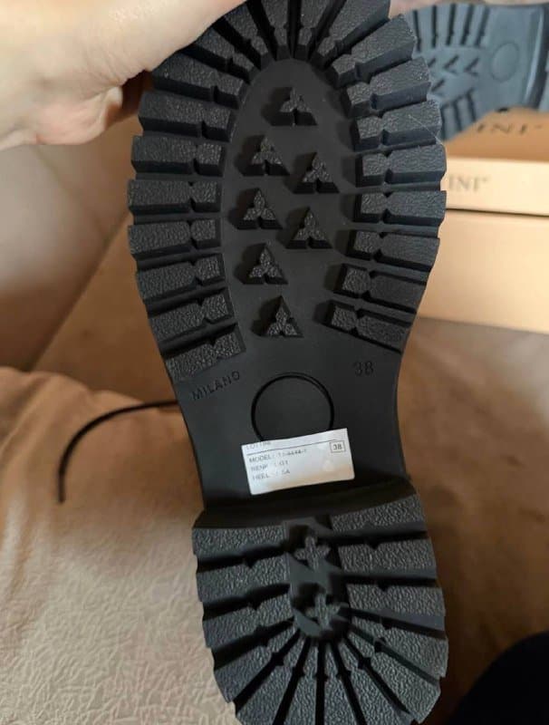 Черные женские ботинки размер 38-39 новые 3