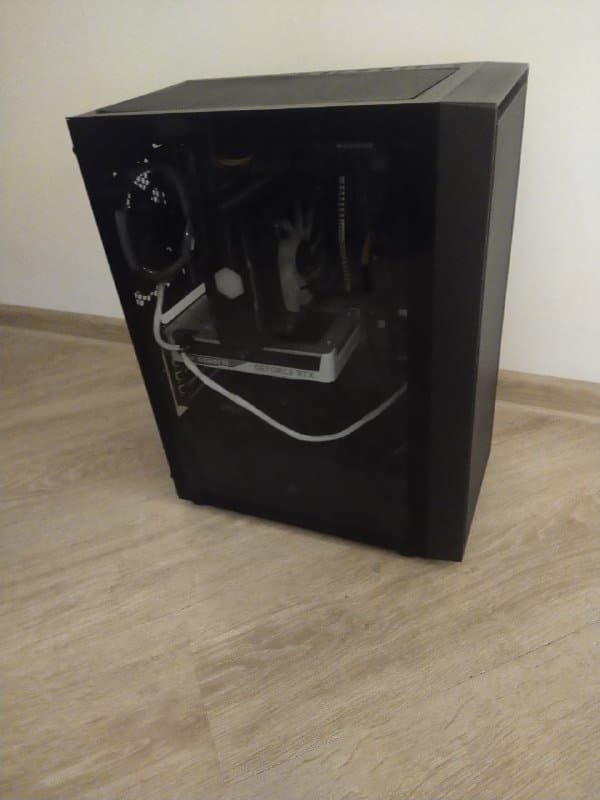 ПК с видеокартой 5060ti, процессором i7 6700k, 8Гб ОЗУ 1