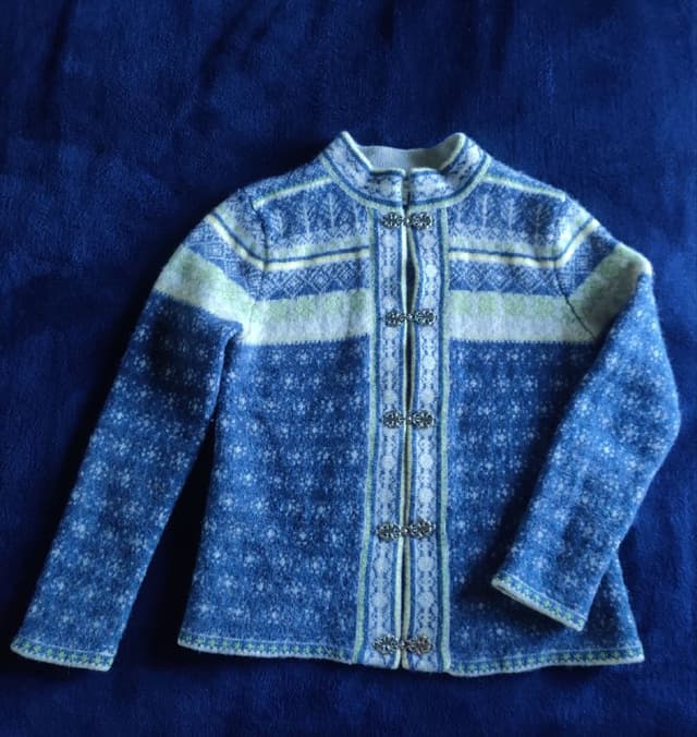 Шерстяной кардиган