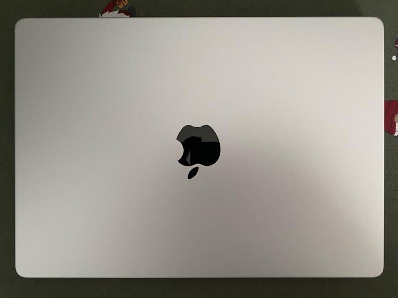 Macbook Pro 14 M2 Pro 16GB RAM 512GB SSD 3