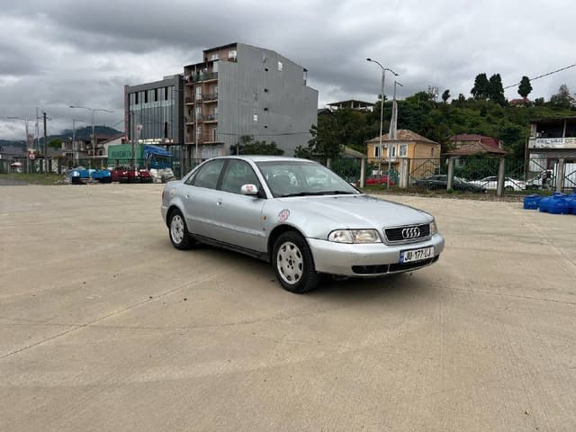 Audi a4 b5 1.6 1997