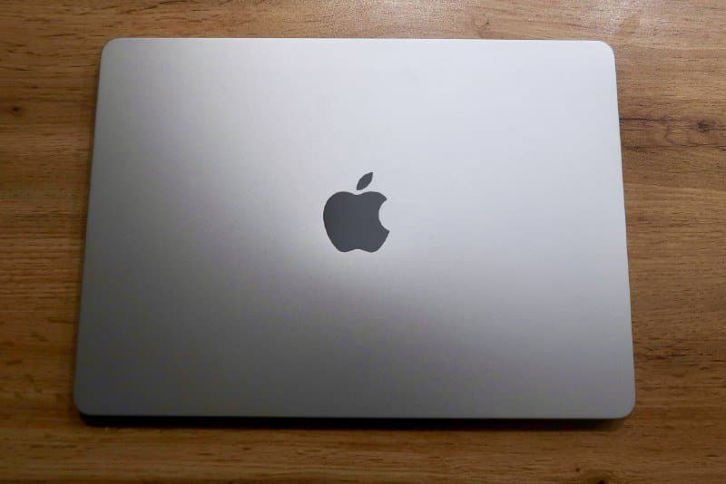 MacBook Air M2 2022 1