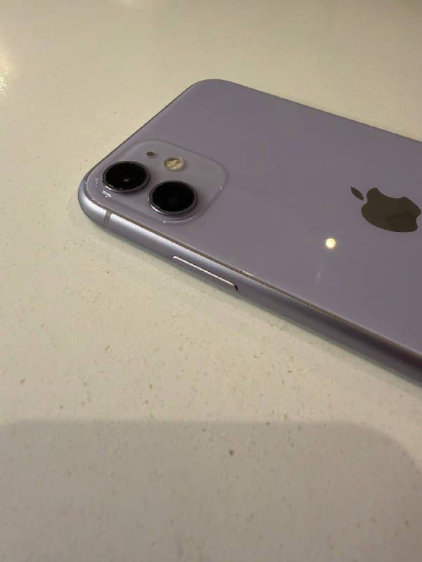 iPhone 11 128 Gb фиолетовый 3