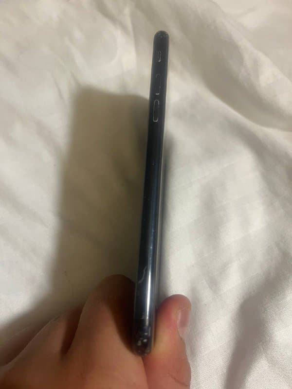 Айфон 7 32ГБ 4