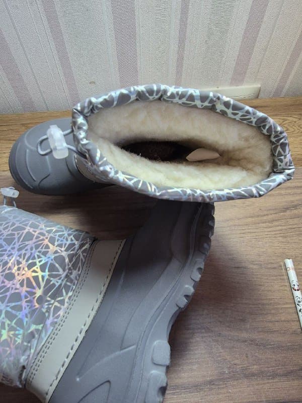 Сноубутсы для девочки Котофей 31-32 серо-серебряные зимние