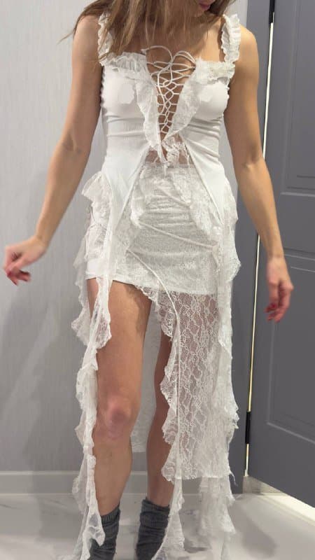 Юбка, белый топ, футболка