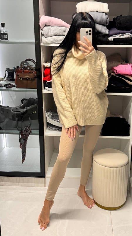 кеды бежевые, ботинки, сумка, платья, костюм, тренч, пальто, куртка, свитеры, лосины, джинсы 5