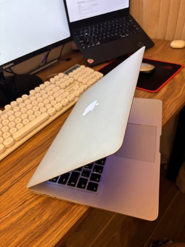 MacBook Air 13 ноутбук 3