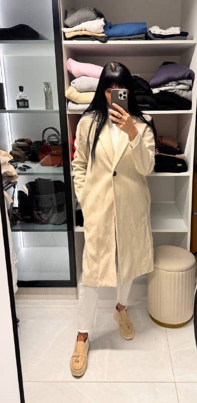 кеды бежевые, ботинки, сумка, платья, костюм, тренч, пальто, куртка, свитеры, лосины, джинсы 8