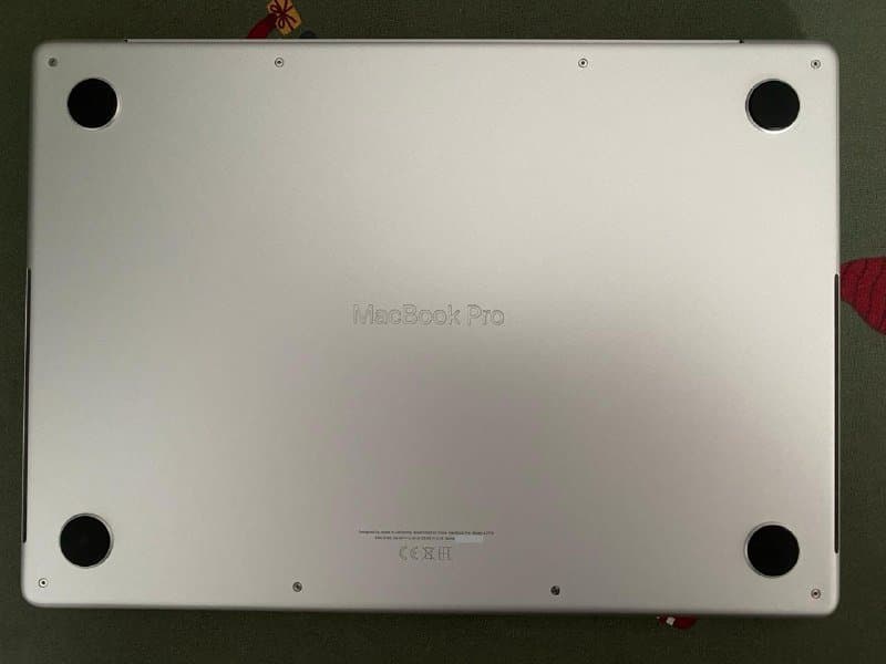 Macbook Pro 14 M2 Pro 16GB RAM 512GB SSD 4