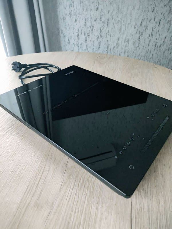 Настольная индукционная плита Gorenje ICY2000SP