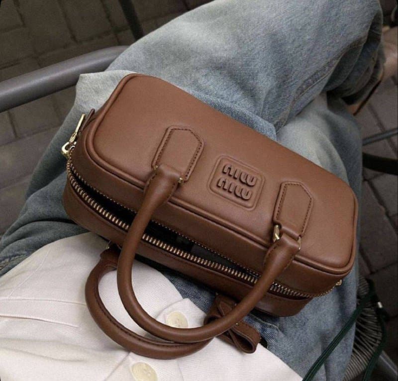 Сумка коричневая Miu Miu 3