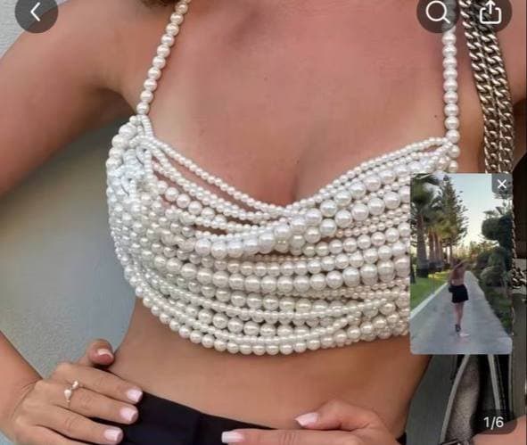 Жемчужное украшение на грудь