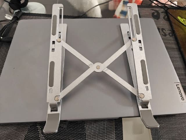 металлическая подставка для ноутбука