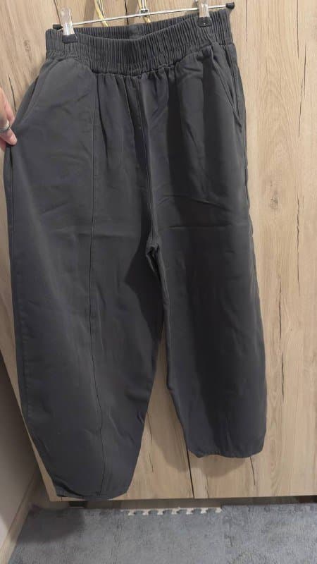 Женские брюки размер S