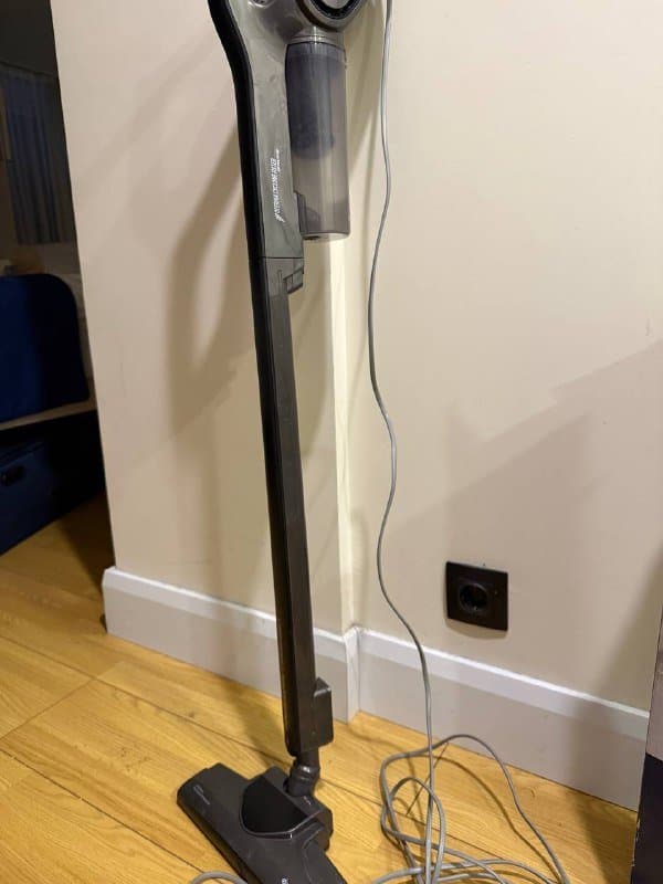 Вертикальный пылесос Deerma