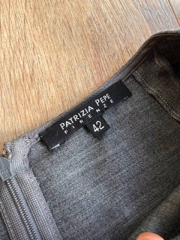 Деловое платье из верджинской шерсти Patrizia Pepe 3