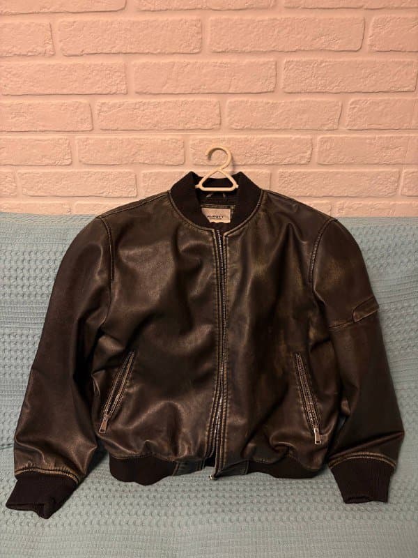 Кожаная куртка Alcott, Мужская рубашка L