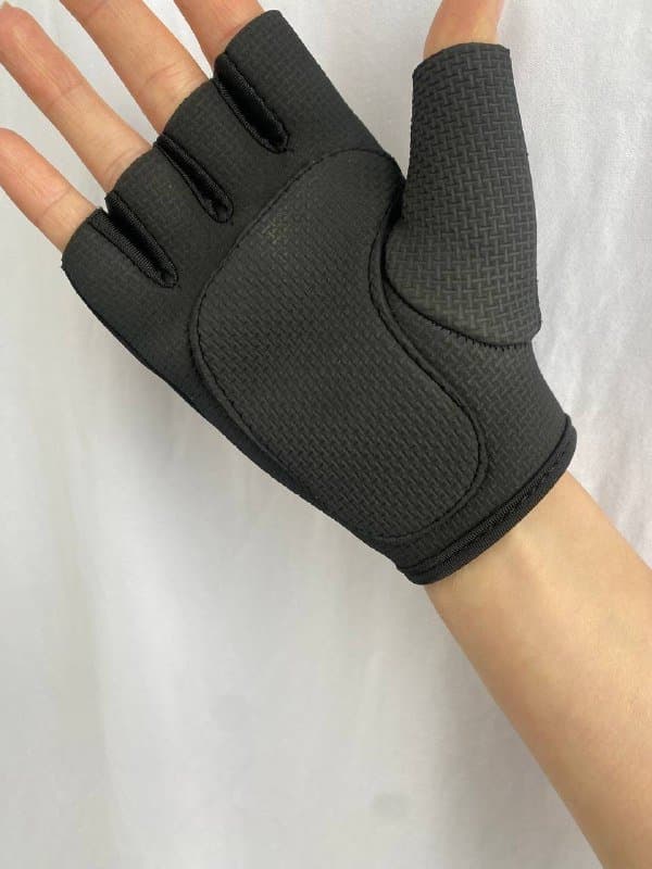 наколенники, перчатки спортивные, носки для йоги 5