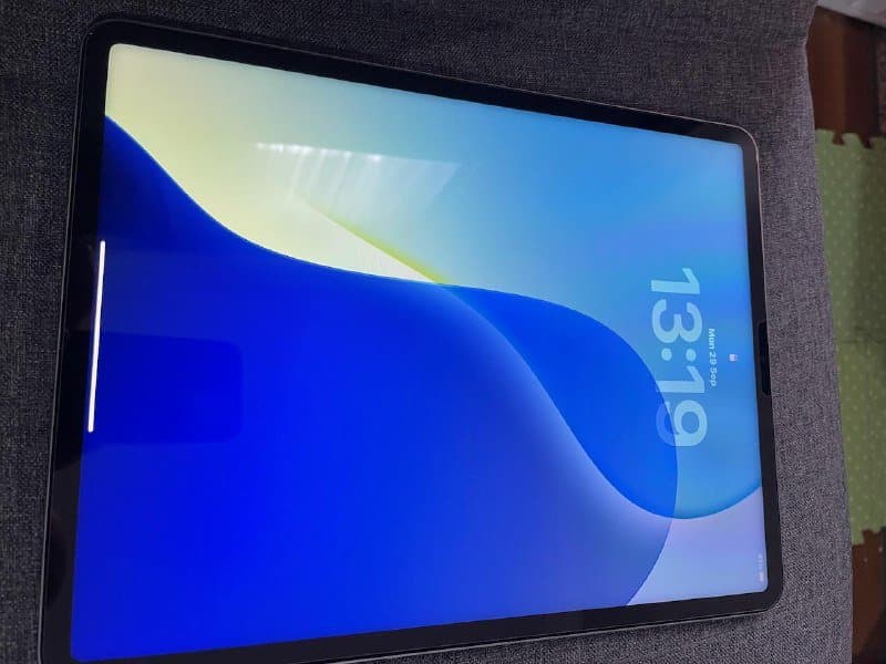 iPad Pro 12.9" 6 поколение M2 512 ГБ Wi-Fi Space Gray 3