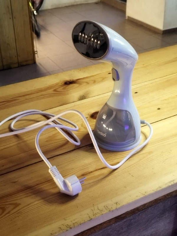 Отпариватель для одежды Franko FHS-1198