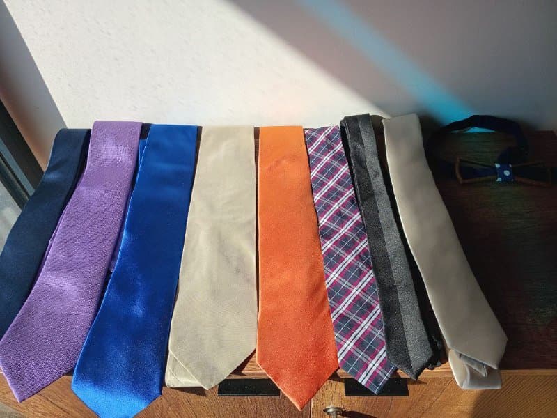 Галстуки и галстуки-бабочки новые и в отличном состоянии 4