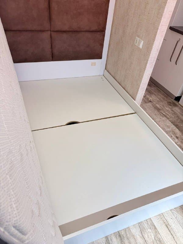 Кровать 160x200 без матраса 2