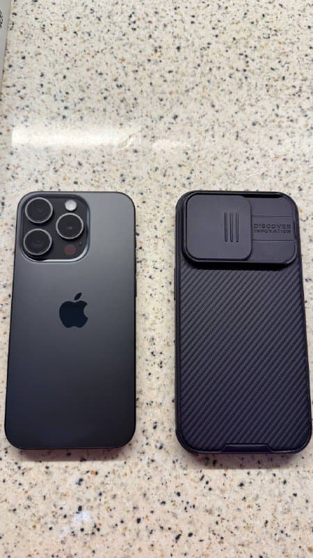 iPhone 15 Pro Black Titanium 128GB 1