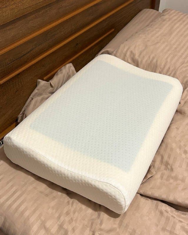 Ортопедическая подушка с охлаждающим гелем