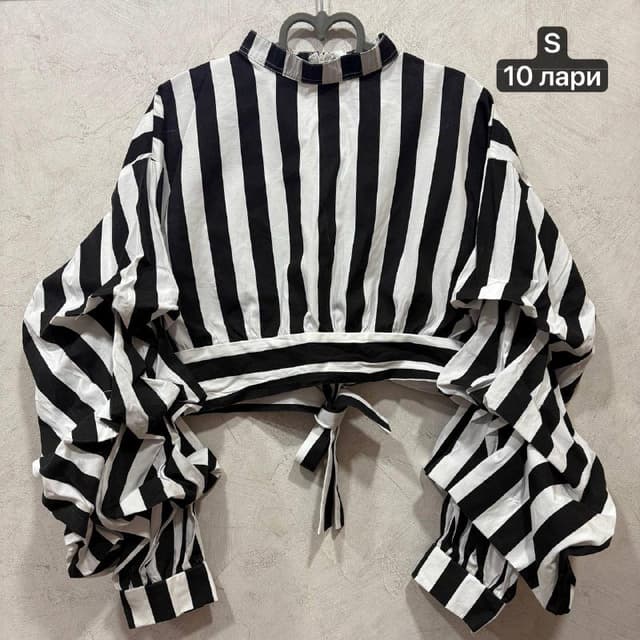 Блузки, кофты, жилетки женские