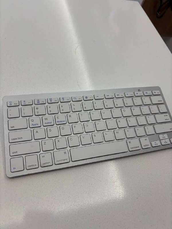 Беспроводная клавиатура