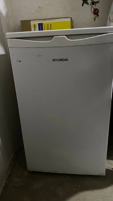 Морозильная камера Hyundai вертикальная