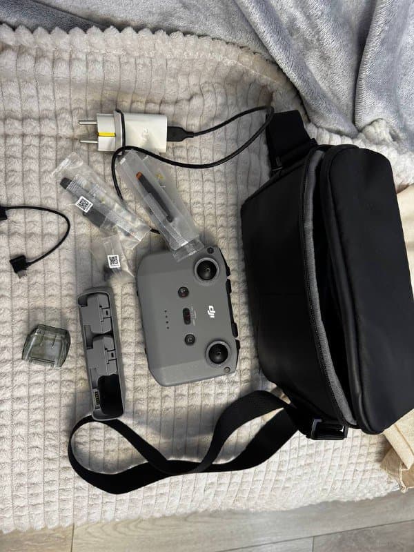 DJI MINI 2 комплект с пультом, батареями, лопастями и зарядкой