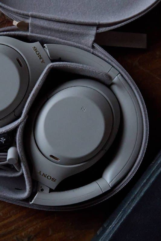 Наушники Sony WH1000 M4 5