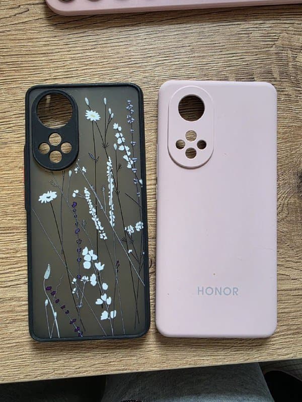Чехлы на Honor 50