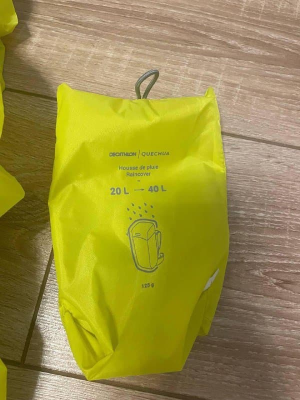 Рейкьявик дождевик, бинокль, карабины, веревки и пр.